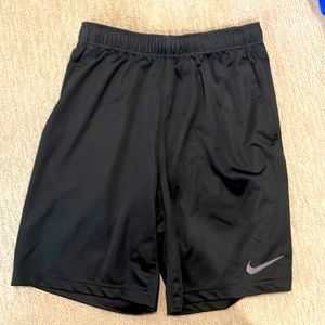 Never worn Nike shorts (medium)